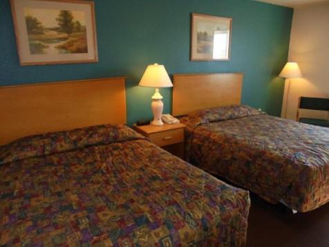 Herington Inn And Suites Kültér fotó
